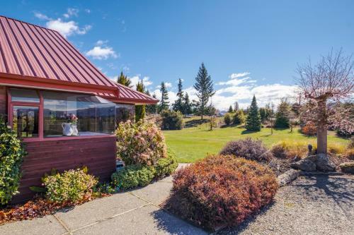Mountain Majesty - Wanaka Holiday Home