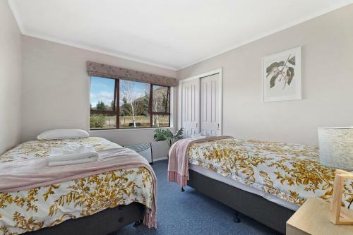 Mountain Majesty - Wanaka Holiday Home