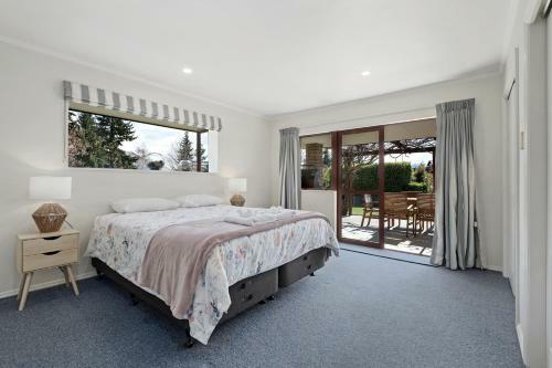 Mountain Majesty - Wanaka Holiday Home