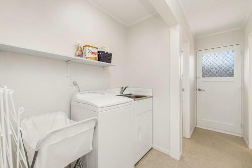 Suits Us - Taupo Holiday Home
