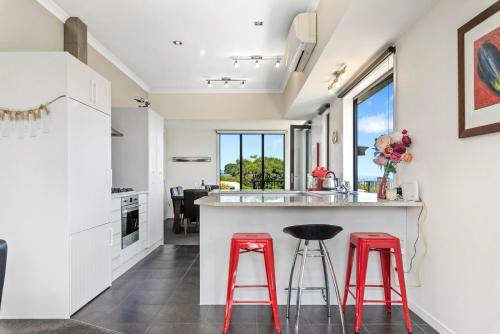 Casa Del Lago - Taupo Holiday Home