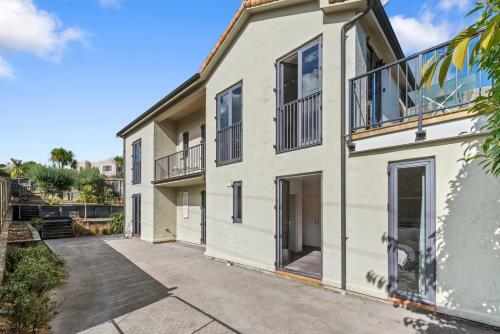 Casa Del Lago - Taupo Holiday Home
