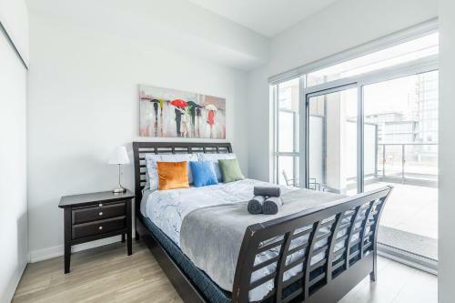 Apartamento Prime Location! Bright And Spacious 1br Condo With Large Balcony!