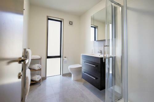 The Villa Lookout - Queenstown Holiday Villa