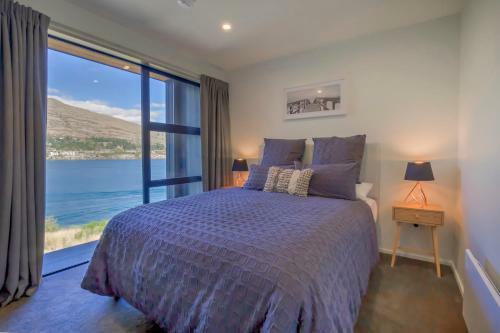 The Villa Lookout - Queenstown Holiday Villa