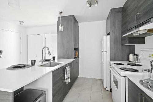 Brand New Contemporary 2-bedroom Apartment