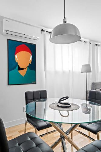 Brand New Contemporary 2-bedroom Apartment