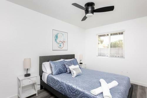 Stylish Tempe Remodeled Home With Pool