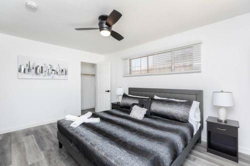 Stylish Tempe Remodeled Home With Pool