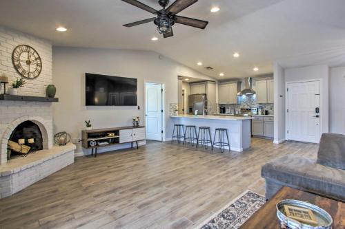 Scottsdale Family Oasis With Private Pool And Bbq