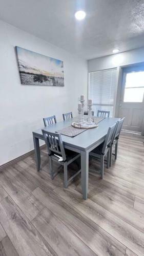 Apartamento Cute Townhome