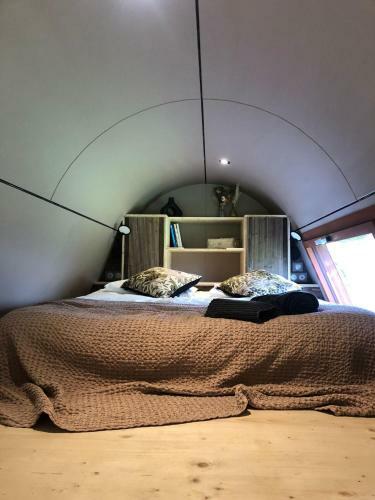 Cabane Ecolodge, Vall�e D'ossau, Pyr�n�es, Arudy