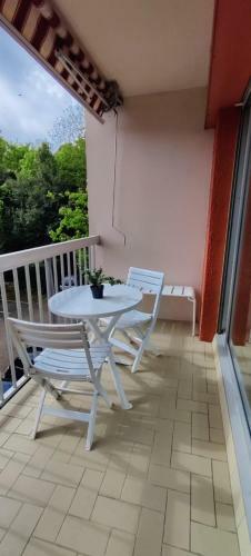Apartamento Charming 25 M2 With Balcony-wifi In Arcachon