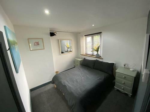 3 Bedroom Village Gem In South Hams, Devon