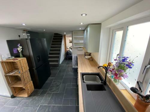 3 Bedroom Village Gem In South Hams, Devon