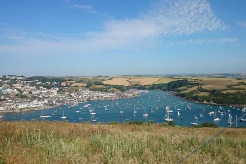 3 Bedroom Village Gem In South Hams, Devon