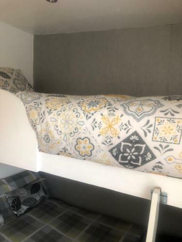 Gracelands Glamping Lodge 1