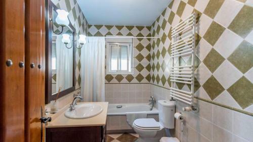 Casa La Lomilla Canillas De Albaida By Ruralidays