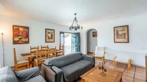 Casa La Lomilla Canillas De Albaida By Ruralidays