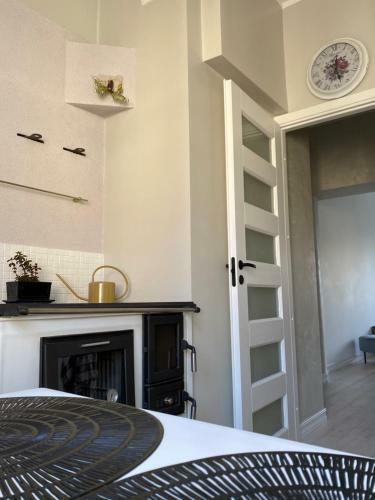 Vee 4 Apartment