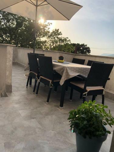 Apartment Kula