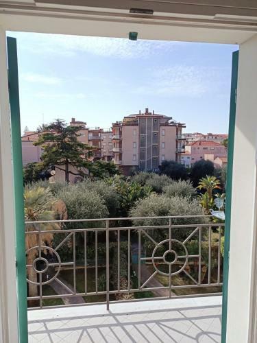 Apartamento Palace Britannique Love And Magic In Bordighera