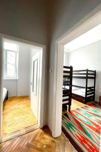 Khust Hostel