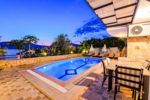 5 Star Villa With First Class Amenities, Kalkan Villa 1046