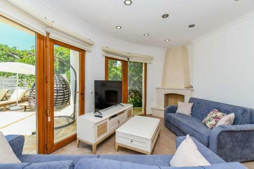 5 Star Villa With First Class Amenities, Kalkan Villa 1046