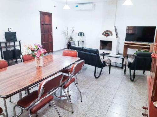Casa Amplia Para Disfrutar En Familia.