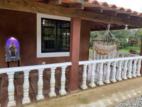 Vista Verde Hostal Entre Monta�as