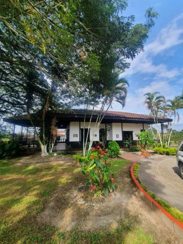 Finca Alejada Del Ruido De La Ciudad