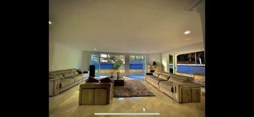 Villa Casa En El Poblado Independiente - San Sebastian