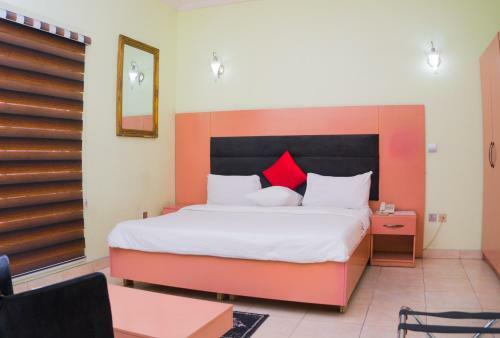 1804 Boutique Hotel