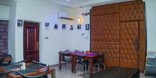 1804 Boutique Hotel