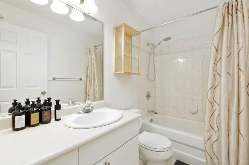 Centrally Located 2 Bedroom Spacious Basement Suite