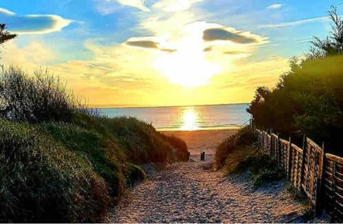Ground Floor Holiday Apartment In Brean, Somerset