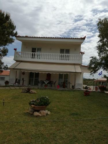 Agroturismo Spiti Me Thea
