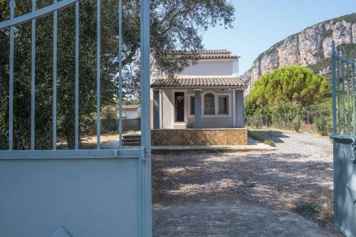 Villa Doukades