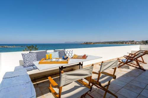 Beach House Kalamaki