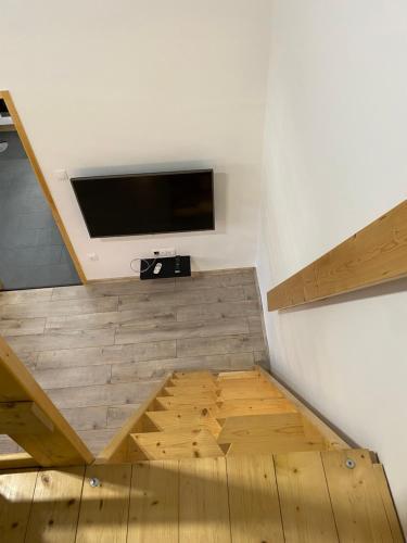 Sasfeszek Apartman (teljes Lak�s)