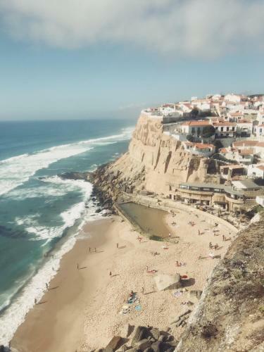 Azenhas Do Mar Roadside House