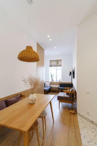 Apartment On Panteleimona Kulisha