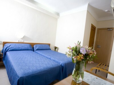 Hostal La Lonja