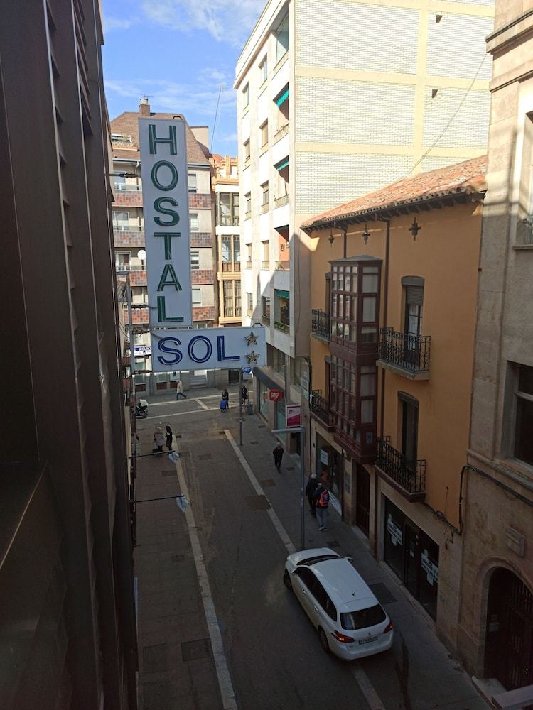 Hostal Sol