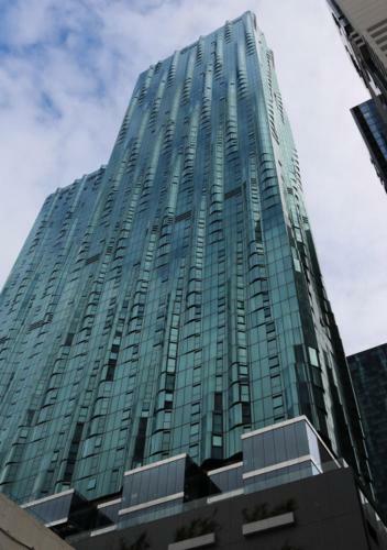 Melbourne Star Apartment
