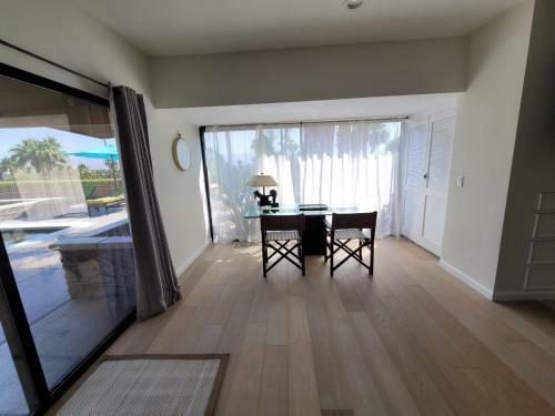 Luxury Private Thunderbird Heights!