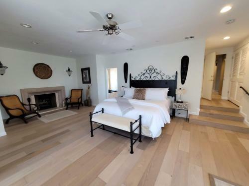 Luxury Private Thunderbird Heights!