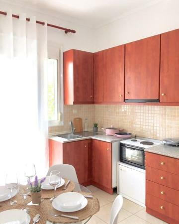 Minimal Apartment Center Kavala