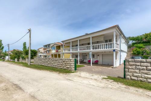 Apartamento Haus Pia - Wohnung Mera